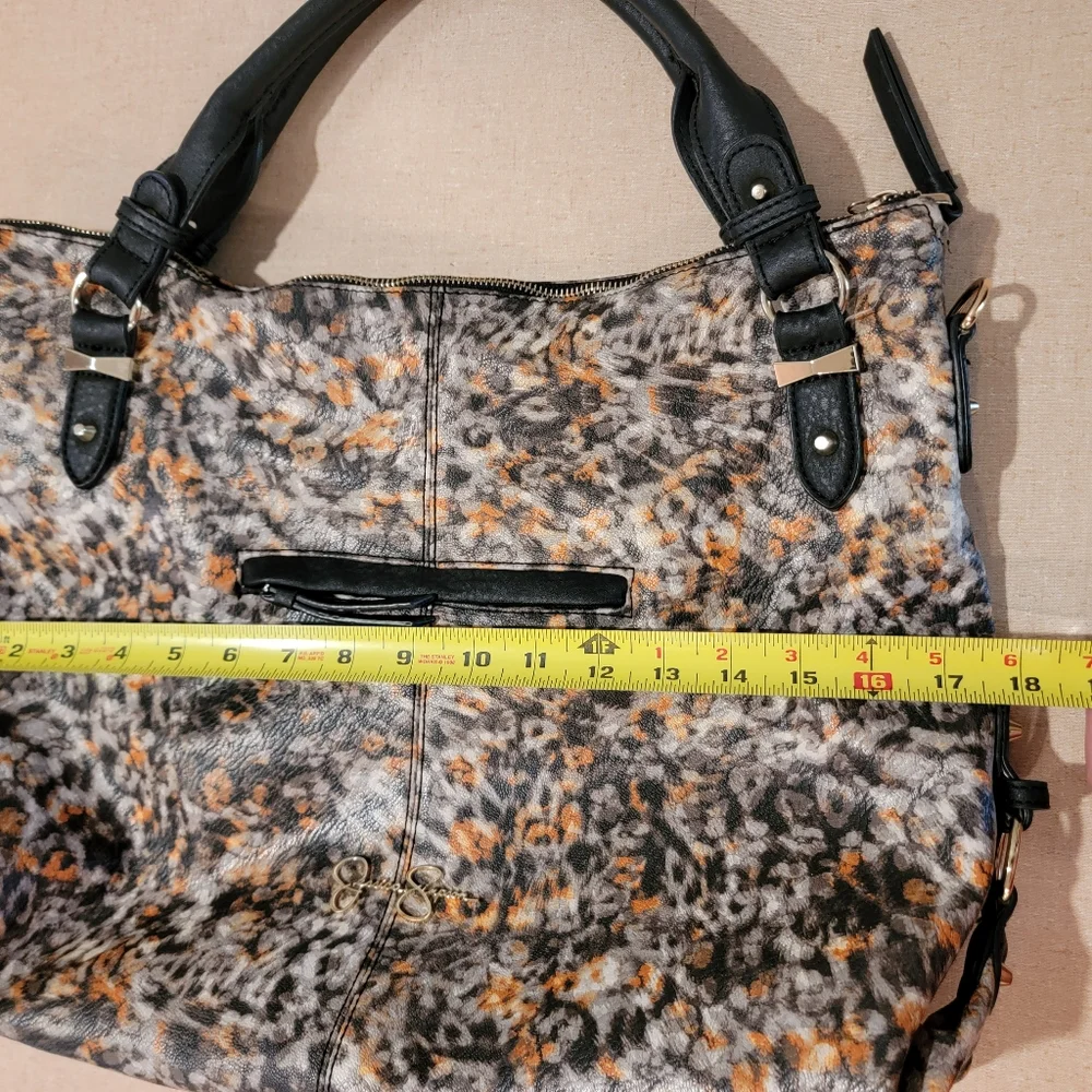 Jessica Simpson Animal Print Bag Hobo Handbag‎